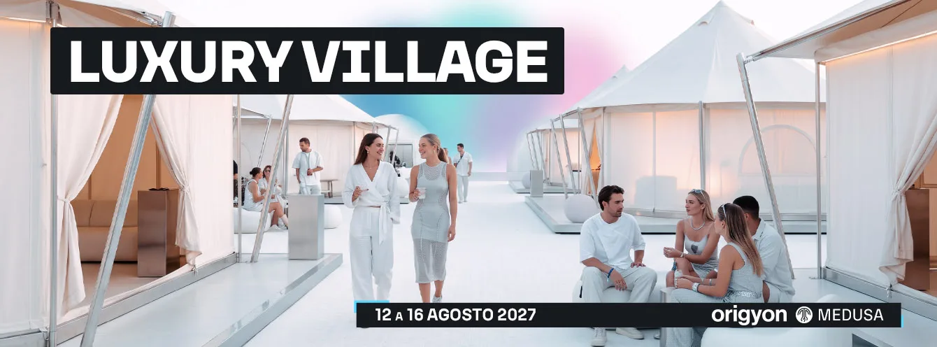 LUXURY VILLAGE